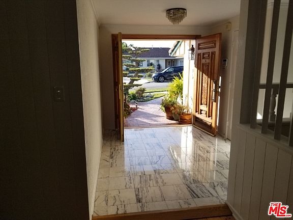 3rd image of 5304 Senford Ave