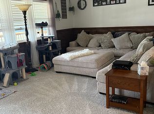 102 E Cameron St, Albany, MO 64402