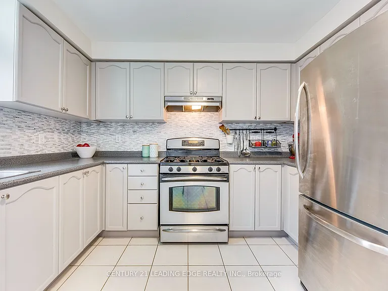 2945 Thomas St #124 — Photo 14