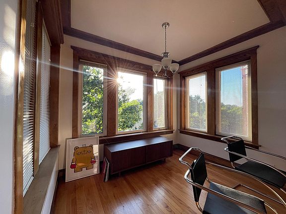 3rd image of 2263 N Kedzie Blvd APT 3