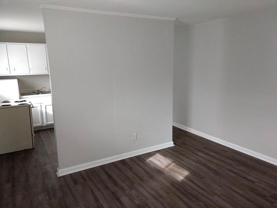 1st image of 1209 Poston Cir
