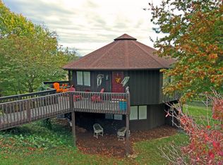 1255 Spruce St, Christiansburg, VA 24073