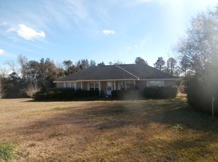 17730 Spring Creek Dr, Summerdale, AL 36580