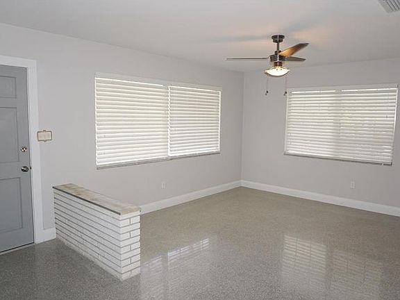 3rd image of 11324 N Ola Ave