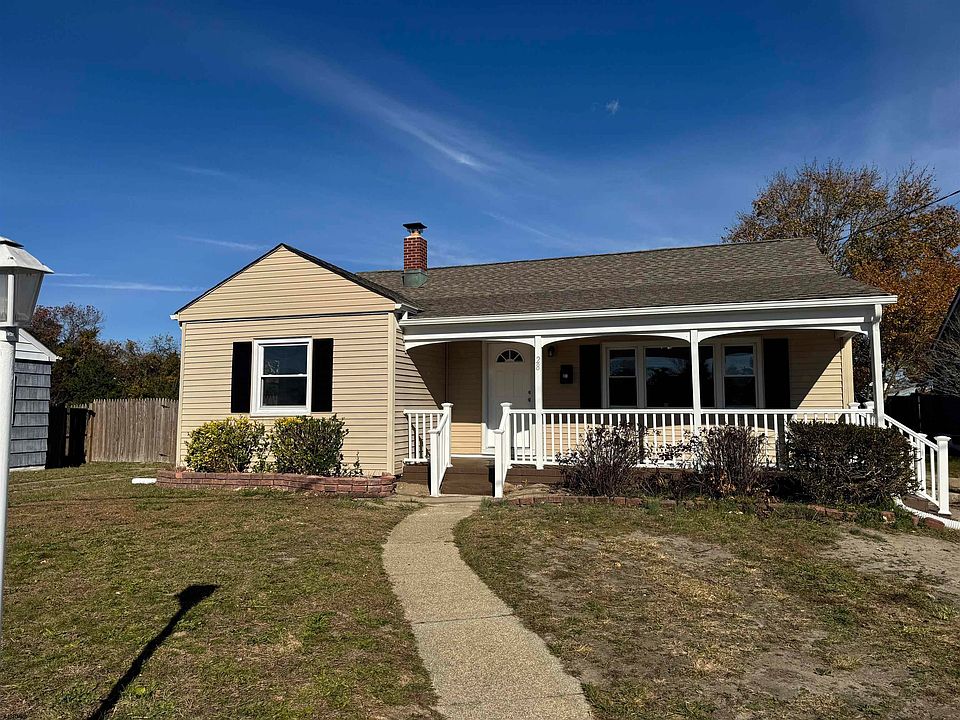 1st image of 28 Magnolia Pl