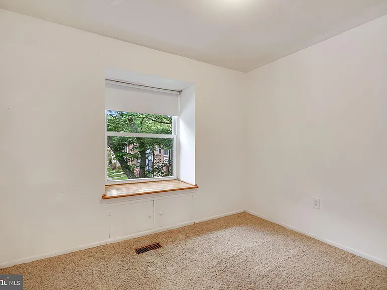 6060 Hollow Knoll Ct — Photo 22