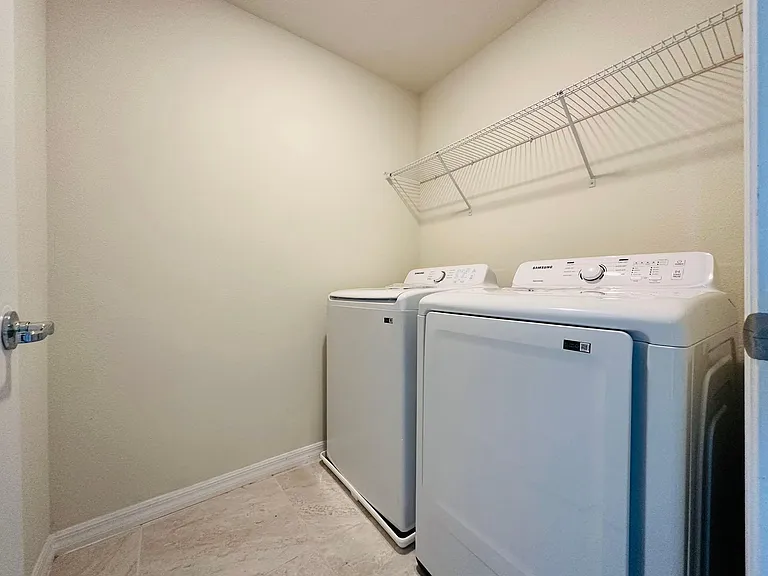 5269 Royal Point Ave — Photo 12