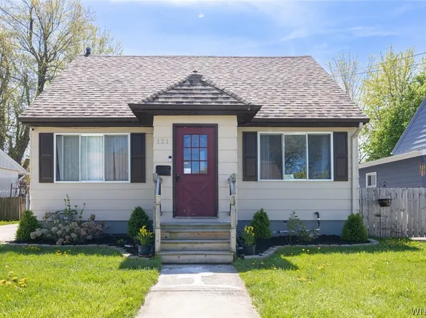 121 Koester St, Buffalo, NY 14220