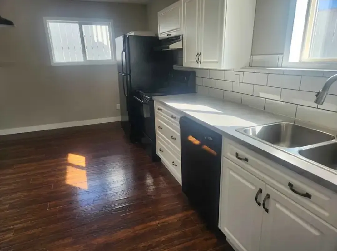 1 bed, 800 sqft, $1,200 — Photo 3