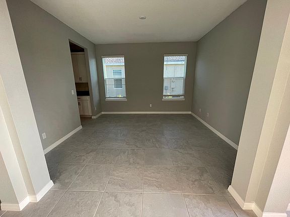 3rd image of 1139 Lakeside Estates Dr