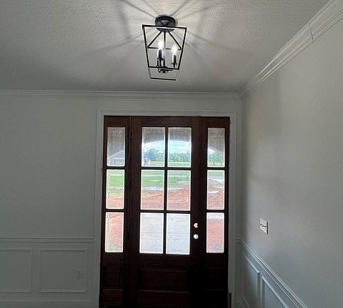 2nd image of 567 Moselle Seminary Rd