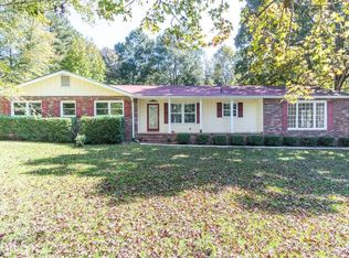 163 Morris Dr, Fayetteville, GA 30215