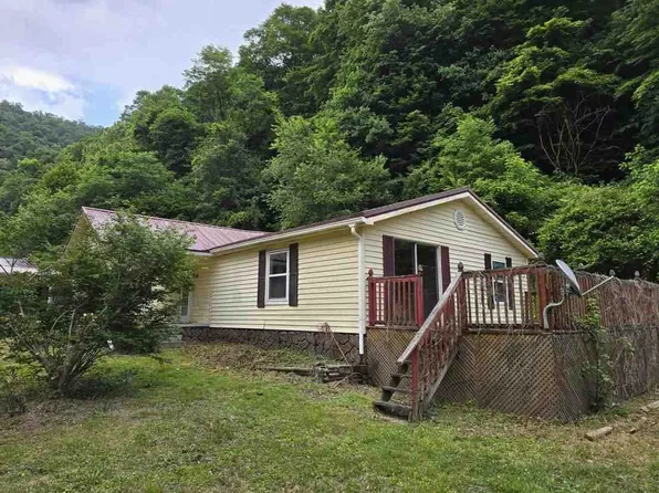 10 Deskins Ridge Rd, Raysal, WV 24879