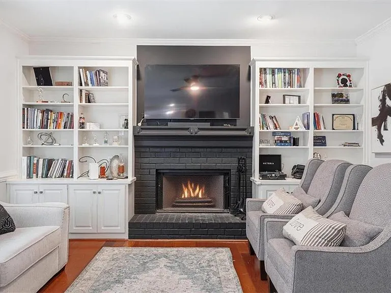 2785 Shoemaker Ln — Photo 12