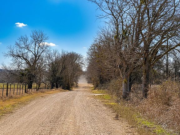 3rd image of 4622 County Road 429