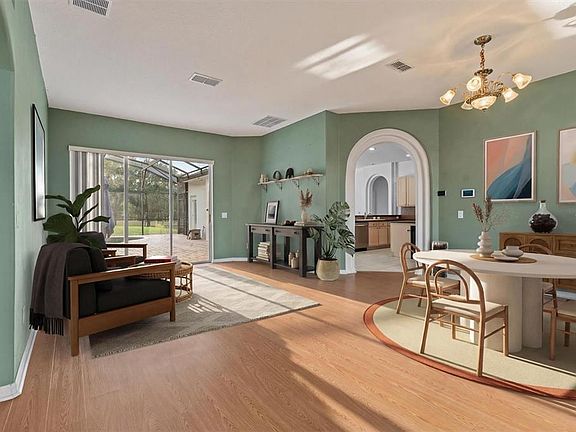 5th image of 20744 Sheldon St