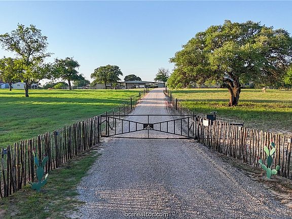 2nd image of 6356 County Road 307