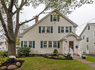 362 Laughlin Rd, Stratford, CT 06614