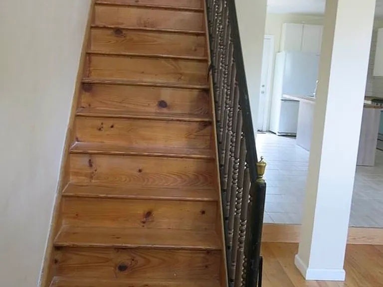 298 Van Brunt St #1 — Photo 4
