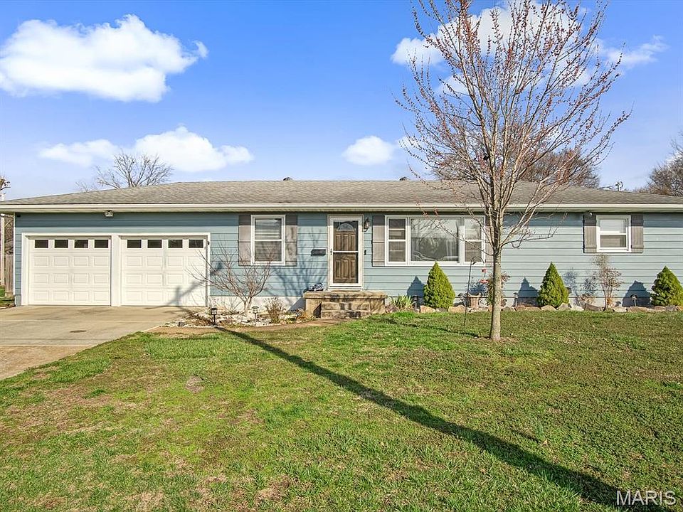1st image of 1050 Hartman Dr