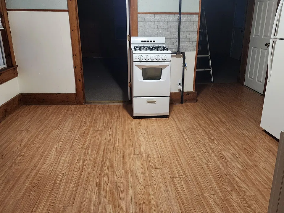 24 Spruce St #5