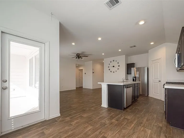 5251 Cherry Tallow Trl — Photo 15