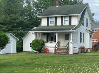 220 Bachtel St SW, North Canton, OH 44720