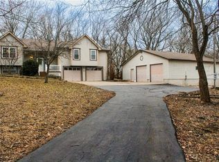 12614 S Al Gossett Rd, Lone Jack, MO 64070