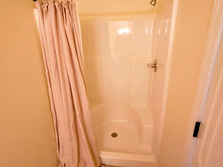 185 Lakewood Dr — Photo 39