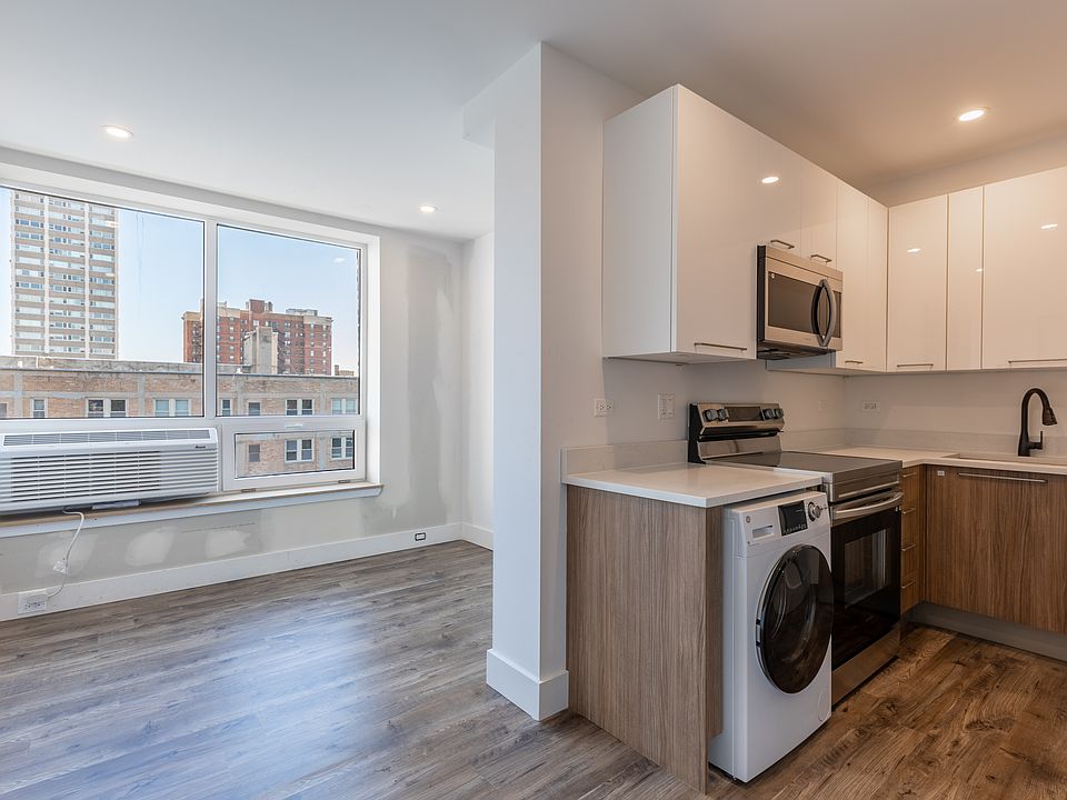 1st image of 940 W Carmen Ave #103
