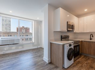 940 W Carmen Ave #103, Chicago, IL 60640