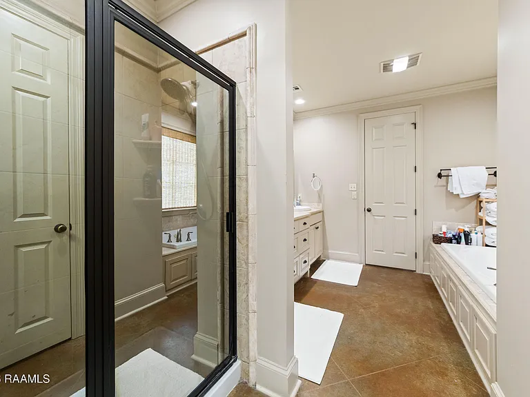 413 Harbor Rd — Photo 24