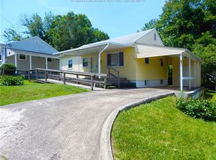 871 S Walnut St, Saint Albans, WV 25177