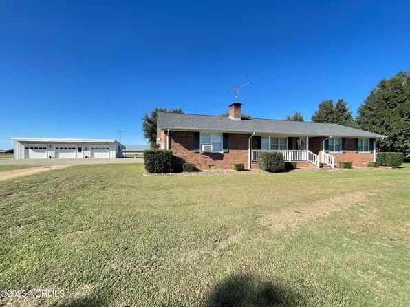 385 E Nc 403 Highway, Mount Olive, NC 28365