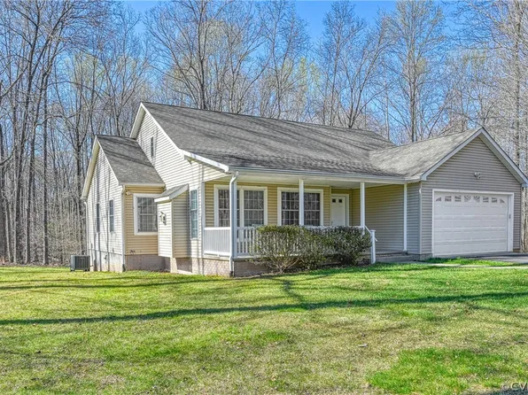 38 Covenant Ct, Bumpass, VA 23024