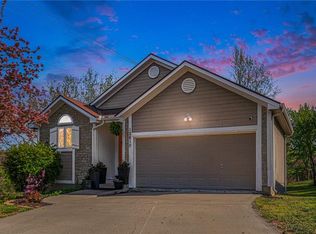 12610 W 52nd St, Shawnee, KS 66216