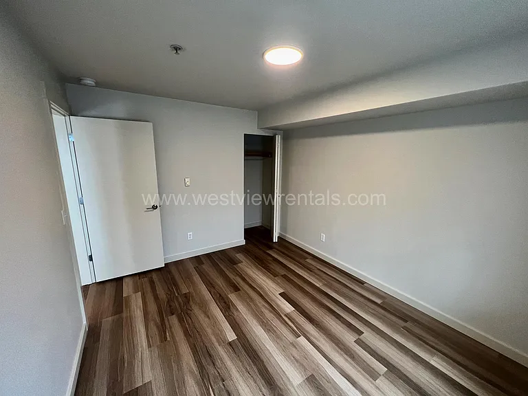 135-139 Prince Ave — Photo 170
