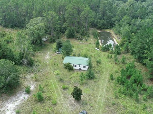 896 Farm Rd, Saint George, GA 31562
