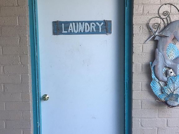 3rd image of 604 Marina Bay Dr APT 12