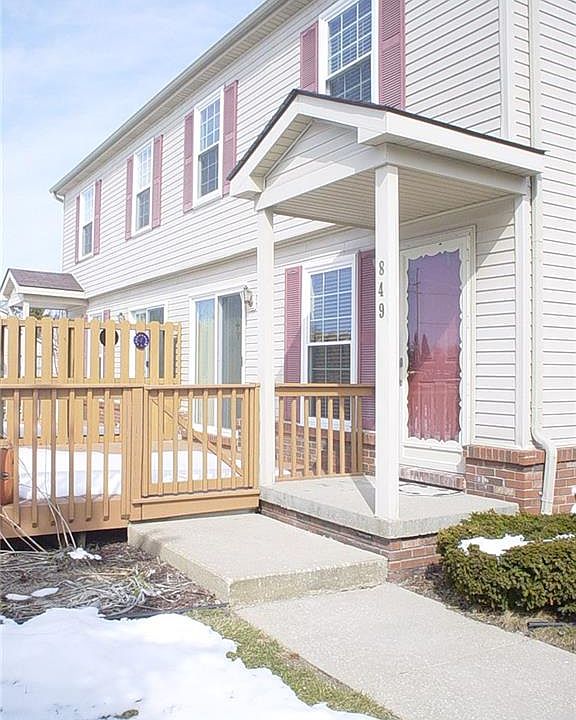 1st image of 849 Oakwood Dr