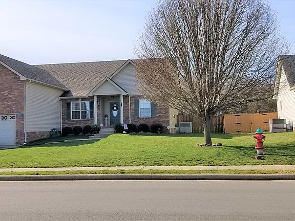 3rd image of 1040 Glenhurst Way