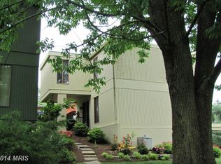 1823 N Shore Ct, Reston, VA 20190