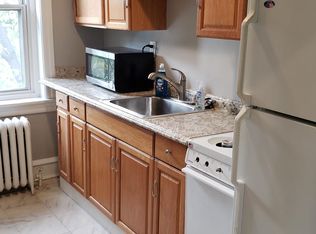 36 Cricket Ave #B, Ardmore, PA 19003