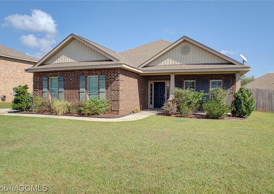 1st image of 3405 Summer Woods Dr