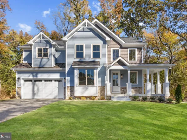 1406 McCarter Ln, Edgewater, MD 21037