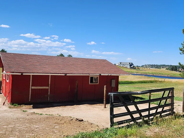 17830 Clydesdale Rd — Photo 36