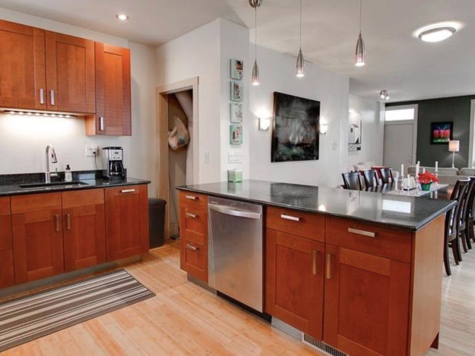 1st image of 3827 Liberty Ave