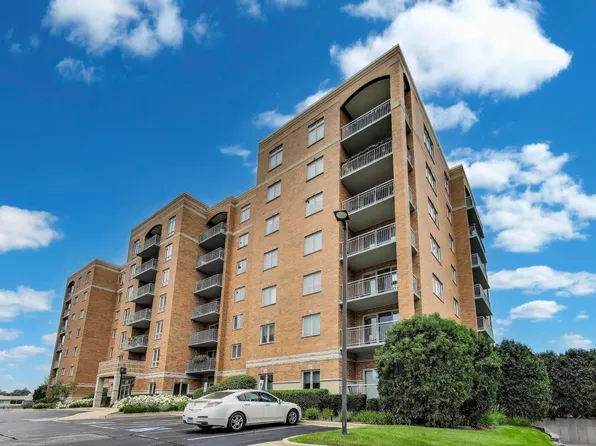 6815 N Milwaukee Ave APT 708, Niles, IL 60714