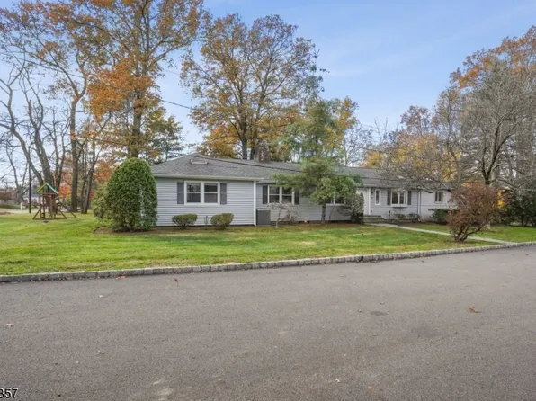 2 Lessing Rd, West Orange Twp., NJ 07052