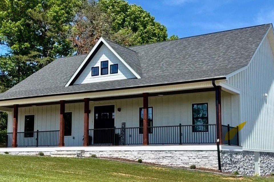 1st image of 101 Spyglass Ln
